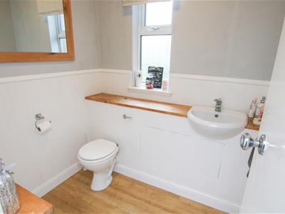 GROUND FLOOR W/C